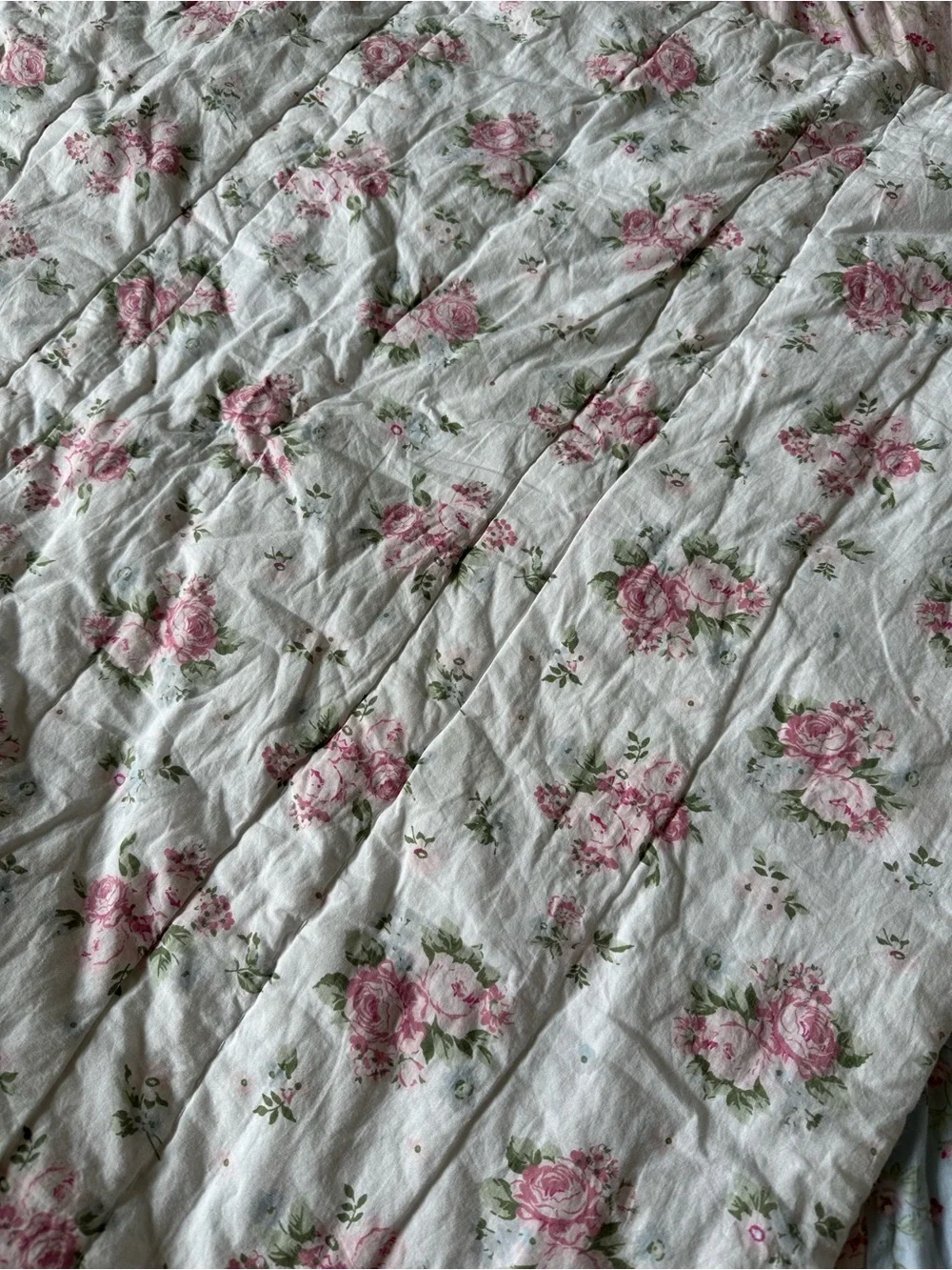 Simply Shabby Chic 100% Cotton Queen Quilt Reversible Patchwork One Pillow Sham